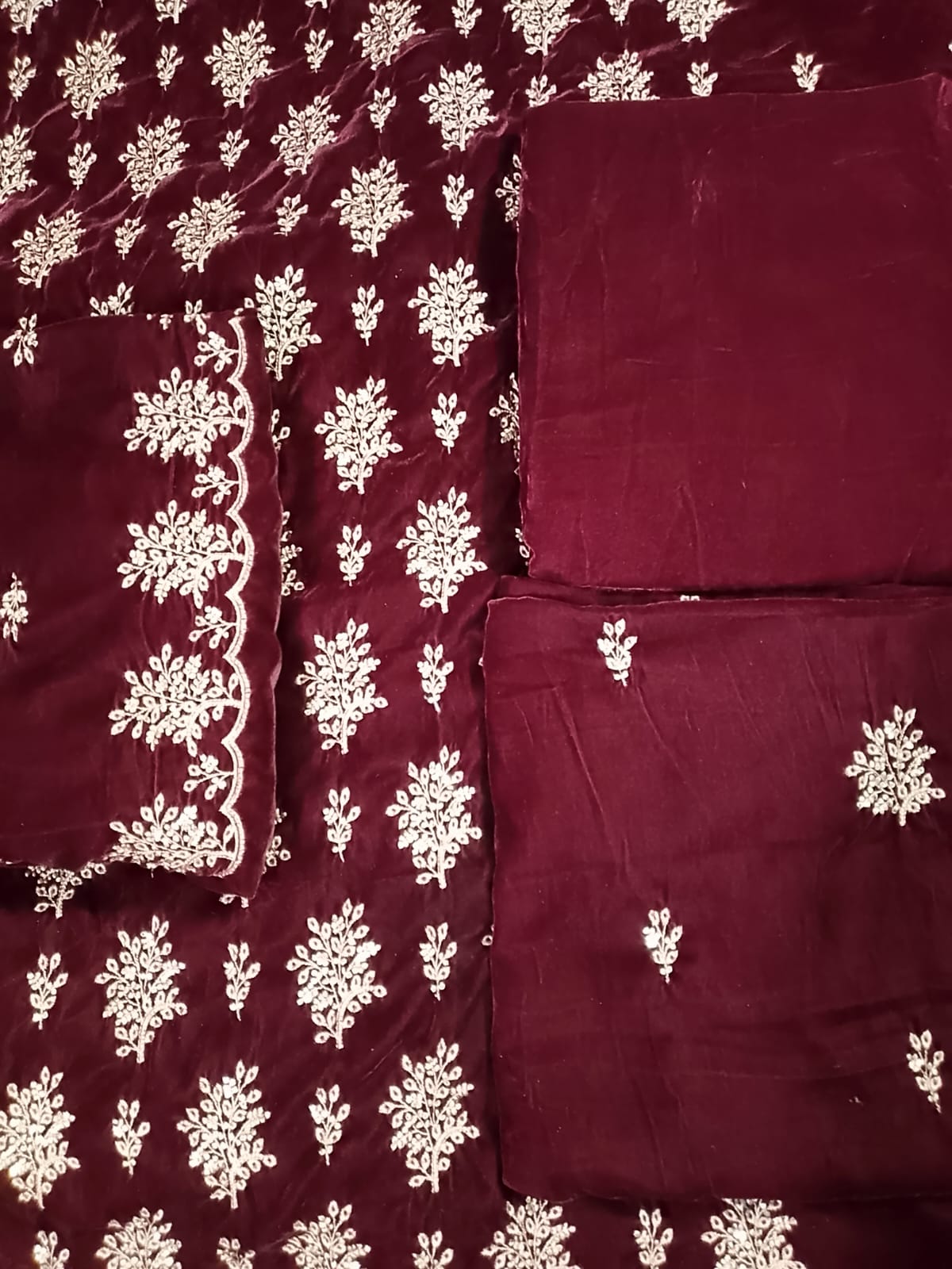 Embroidered Velvet 3PC Luxury Suit – Winter Royal Edition